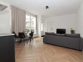 Modern apartment nearby Eindhoven, hotel in Leende