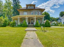Spacious Home 2 Mi to Seneca Allegany Casino!, ξενοδοχείο σε Salamanca