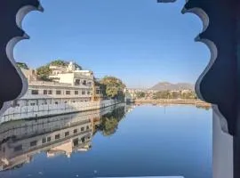 The Villa By The Lake Udaipur
