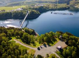 NorGlamp Glamping, hotel con hidromasaje en Hjelmeland