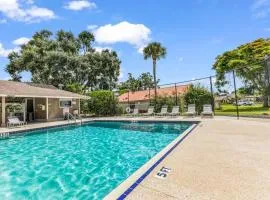 Lakeview Retreat with Pool Games, Chill Vibes