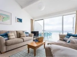15 Barnaloft