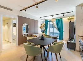 Mercury Suites Apartment with Pool Access in St Julians