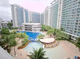Azure Urban Resort Staycation