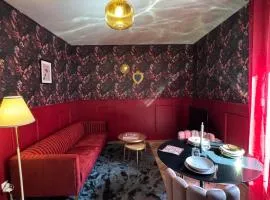 RED SPARROW -T2 avec jacuzzi
