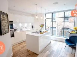 City SuperHost: Luxury Deansgate Townhouse