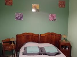 Pradines, hotel in La Celle-sous-Gouzon