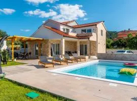 Holiday Home Bodula