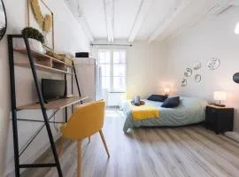 Studio Cosy Les 3 écritoires, hyper centre, wifi, VELORA