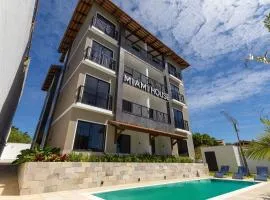 Miami House Cumbuco por Carpediem