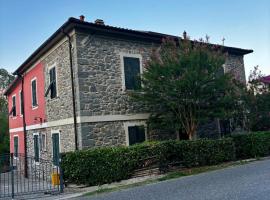 Il marchese Malaspina con idromassaggio、Mulazzoのホテル