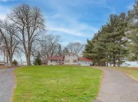 Central and Private Milan Home about 10 Mi to Sandusky!