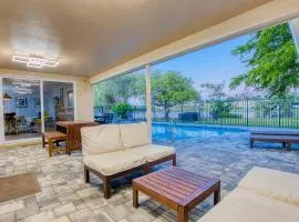 WatersEdge - Lakefront Beauty, Saltwater Pool
