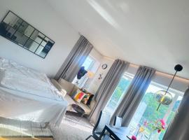 Nice guest apartment within walking distance to Kalmar central station, hotel a Kalmar