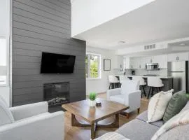Ski in Ski Out Condo at Blue Mountain Close to Village