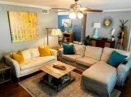 South Knox Spot Grill Outdoor Pool Lounge