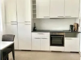 G&P Housing Apartments - XXL 3 Schlafzimmer, 3 Badezimmer, großer Küche, Balkon