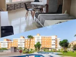 TORREMOLINOS VIEW STUDIO, VISTA MAR Y PISCINA