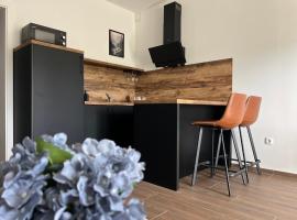 BT Plitvice Holiday, hotel din Irinovac