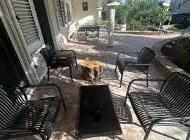 Private Patio Przno Steps to Beach 2 Bedroom 2 Parkings BBQ Villa Olive
