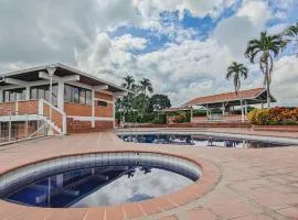 Condominio la Castilla en Cerritos