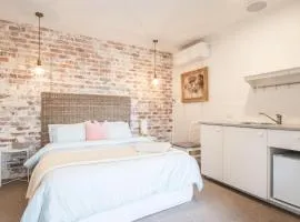 Little Tawny Studio - Private One Bedroom In Rye