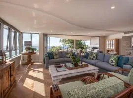 Waves #14 by Discover Stradbroke