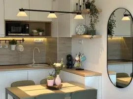 Dorin Kutak, Green Hills Divčibare