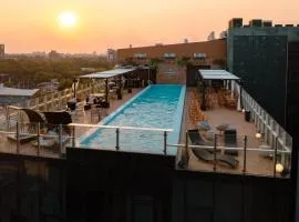 Five Hotel & Residences