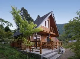 箱根芦之隠 Ashi Hakone Cabin Retreat