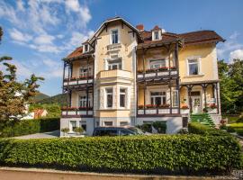 Hotel Rosenau, viešbutis mieste Bad Harcburgas