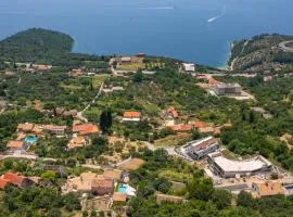 Villa Dia by Villas Guide