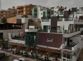 منتجع لوسيل