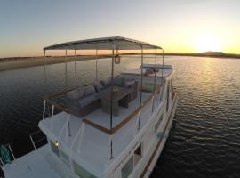 Barco Casa Fuzeta, boat in Fuzeta