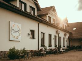 Folwark w Szczerym Polu, hotel v destinaci Zaręby Kościelne