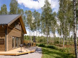 Lakeville lyxigt boende mitt i skogen, hotel in Östra Målajord