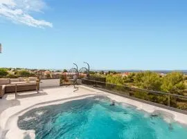 2 Bedroom Gorgeous Apartment In Vir