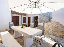 2 Bedroom Amazing Apartment In Pula
