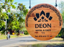 Deon Hotel and Cafe Yala, hotel sa Tissamaharama