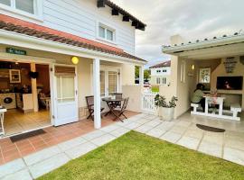 The Dunes Resort 80 & 69, hotel en Plettenberg Bay