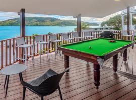 3 Bedroom Villa, Great Views, Buggy Hamilton Island, hotel di Hamilton Island