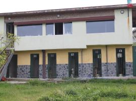 ХОТЕЛ за кучета Киноложки център СТИФ, hotel cápsula en Bŭnzareto