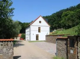Apartment House - Oparno 16