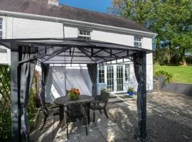 Crwcca Farm Cottage