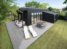 3 Bedroom Stunning Home In Børkop