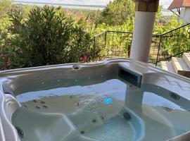 Harmónia Vendégház, arrendamento de casas no lago em Vonyarcvashegy