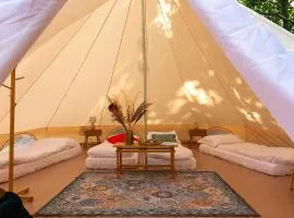 Jaskółkowo Glamping