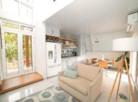 Elegant chalet 2 minutes from the beach Ideal families, khách sạn ở Salitrán