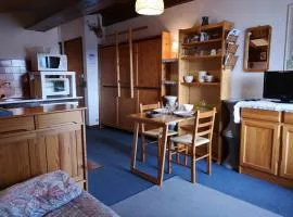 Appartement studio à Notre-Dame-de-Bellecombe - 4 personnes NDB102-04G4