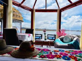 Titicaca Maya Lodge Per&uacute;, hotel com estacionamento em Puno